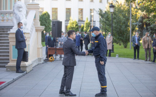Президент України нагородив державними нагородами працівників системи МВС
