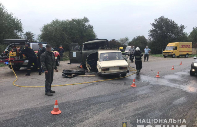 Смертельное ДТП на Буковине: два человека погибли и трое — пострадали