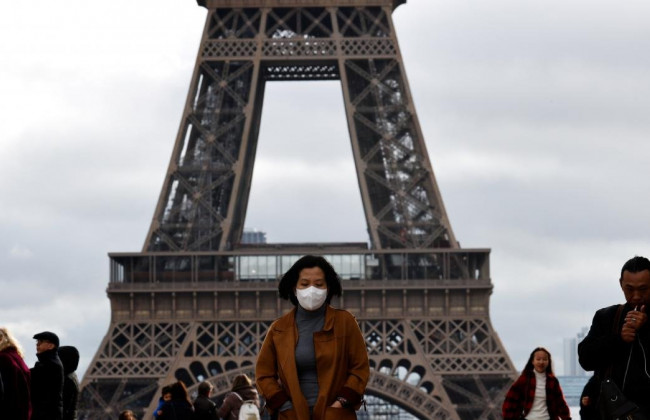 Коронавирус держит в страхе весь мир: Европа ужесточает карантин