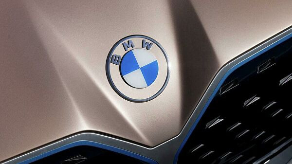 Под контролем: в BMW посадили искусственный интеллект на «привязь»