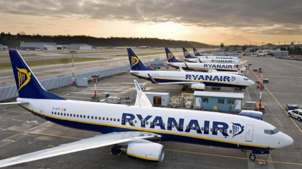 Лоукостер Ryanair сократил 60% зимних рейсов из Украины: что нужно знать