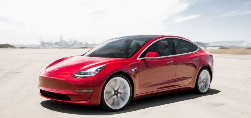 Tesla порадует своих поклонников обновленной Model 3