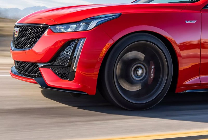 Cadillac представил самую быструю адаптивную подвеску в мире