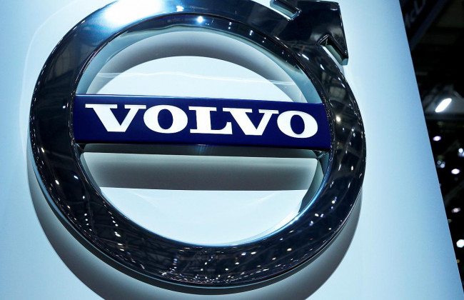 Строгий ограничитель скорости на новых Volvo удалось сломать:  что известно