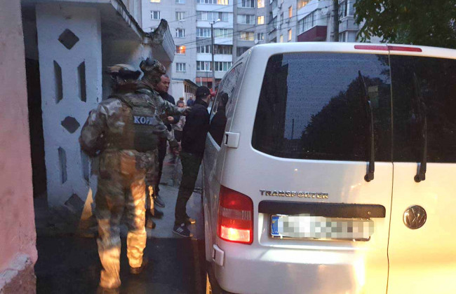 Нацполіція викрила злочинну групу квартирних злодіїв, які грабували домівки по всій Україні