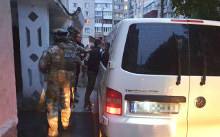 Нацполіція викрила злочинну групу квартирних злодіїв, які грабували домівки по всій Україні