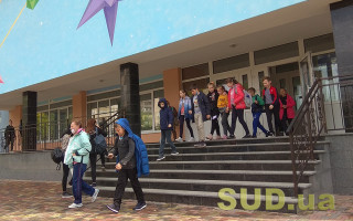 В Киеве девять школ закрыли на карантин из-за COVID-19