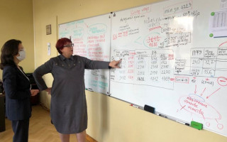 Третьякова обговорила з головою НАДС питання збільшення рівня окладів держслужбовців