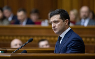 Зеленский планирует изменить формат послания к Раде