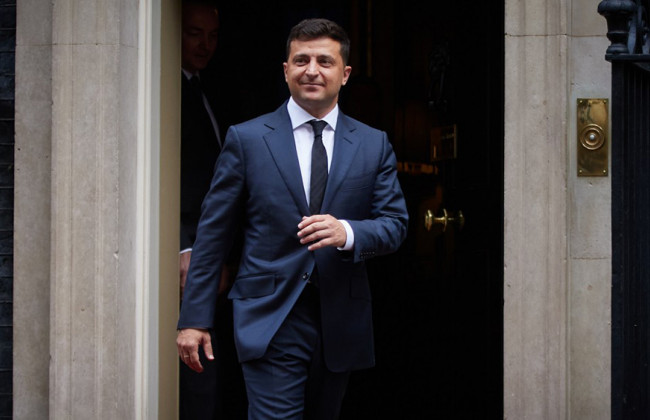 У 2021 році лікарям підвищать зарплату до 25 тисяч гривень, - Зеленський