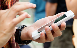 Зеленский хочет, чтобы на следующих выборах украинцы могли голосовать онлайн