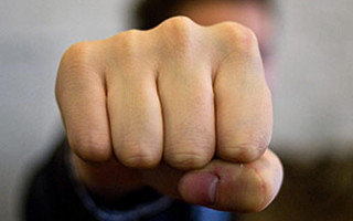 Под Киевом в электричке драка переросла в поножовщину