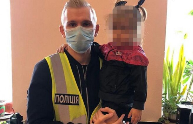 Бросила 3-летнюю дочь у знакомых и сбежала: в Киеве ищут горе-мать