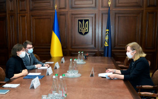 Ірина Венедіктова обговорила реформу прокуратури в Україні з Крістіною Квін: фото