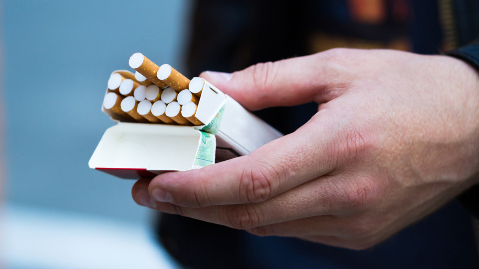 Сигареты вырастут в цене: как и почему подорожает вредная привычка