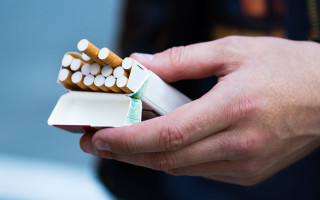 Сигареты вырастут в цене: как и почему подорожает вредная привычка