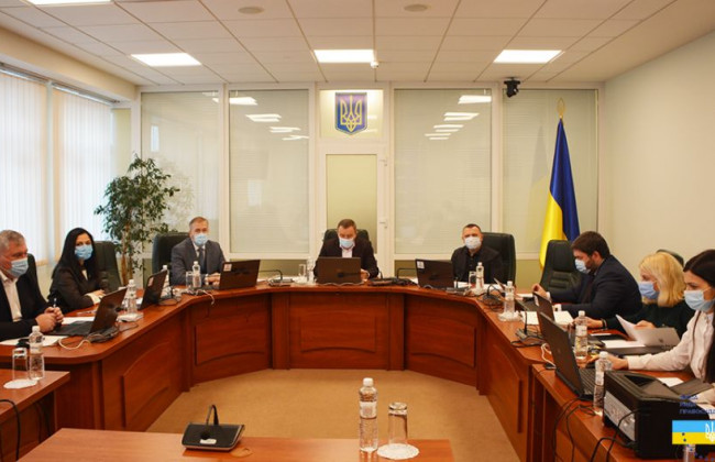 Дисциплінарні провадження щодо Зеновія Холоднюка та заступника голови ДСА: рішення Комісії