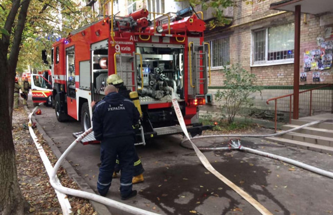 В Киеве при пожаре в квартире погиб мужчина
