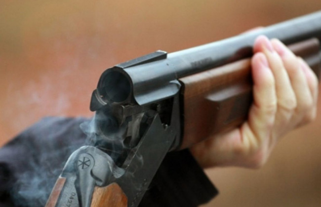 Под Киевом конфликт перерос в стрельбу: пострадал подросток