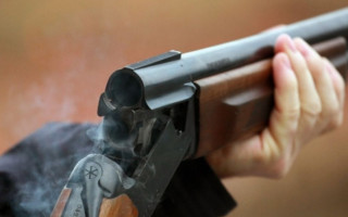 Под Киевом конфликт перерос в стрельбу: пострадал подросток