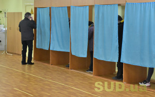 На местных выборах в Украине работают более 40 иностранных наблюдателей