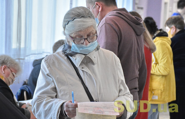 Хроніка місцевих виборів: понад 7 тисяч киян захотіли голосувати вдома