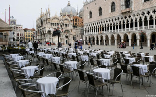 Европа вошла во вторую волну COVID: Брюссель вводит новые ограничения