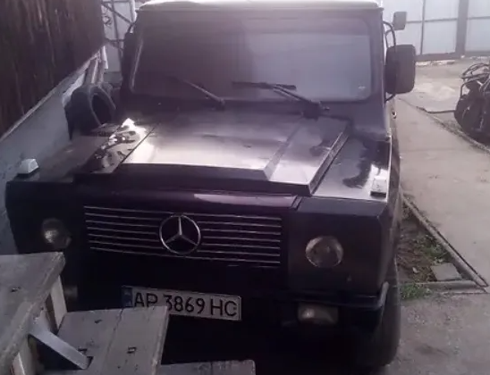 В Украине продается редкий клон Гелендвагена, фото