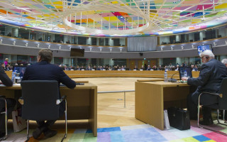 Вторая волна COVID: ЕС резко сокращает количество встреч между представителями государств