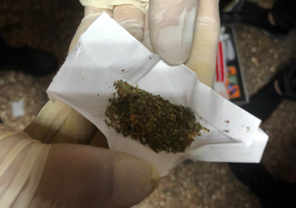 Продаж наркотиків ув’язненим: ДБР затримало працівника Маріупольського СІЗО