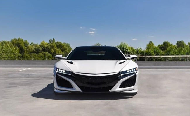 В Киеве заметили дорогой суперкар за 9 млн