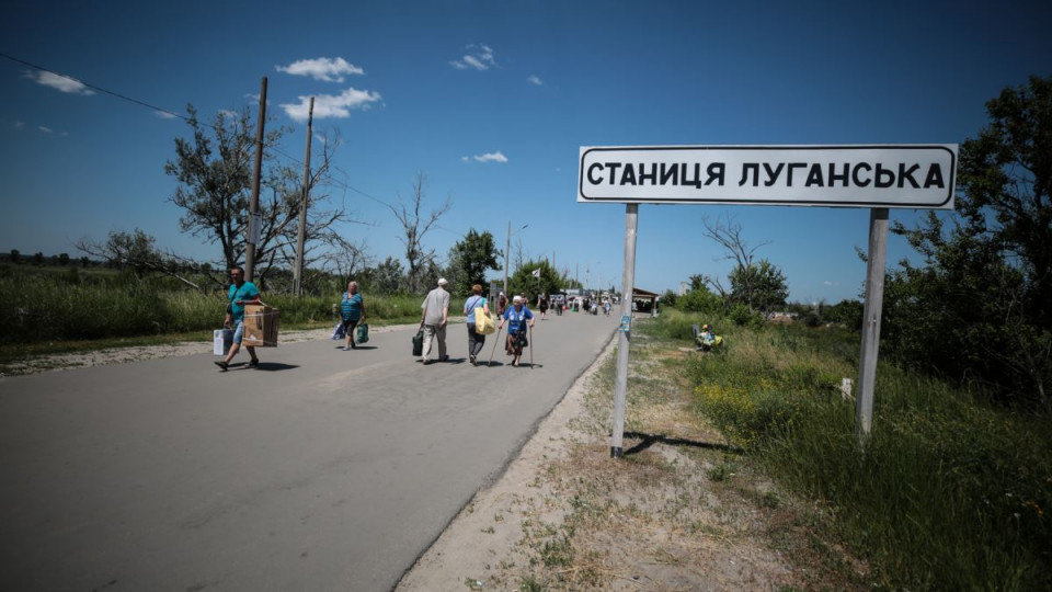 Пункт пропуску «Станиця Луганська» поки не відкриватимуть: ситуація з коронавірусом критична