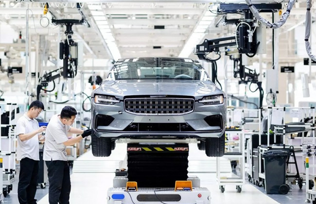 Компания Geely построит новый завод для выпуска премиальных электрокаров