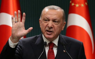 Эрдоган подал в суд на французский журнал, который опубликовал карикатуру на президента