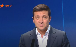 Работу КСУ я оцениваю как ураган: Зеленский рассказал о своем отношении к Суду