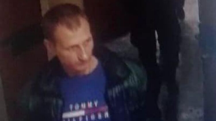 Ловко покинул авто и скрылся в неизвестном направлении: в Одессе разыскивают сбежавшего заключенного