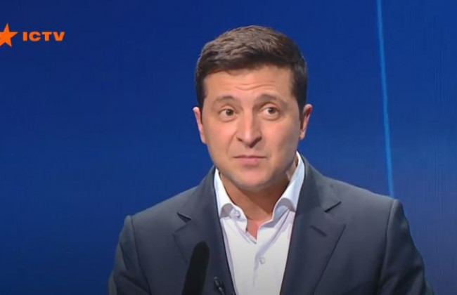 Работу КСУ я оцениваю как ураган: Зеленский рассказал о своем отношении к Суду