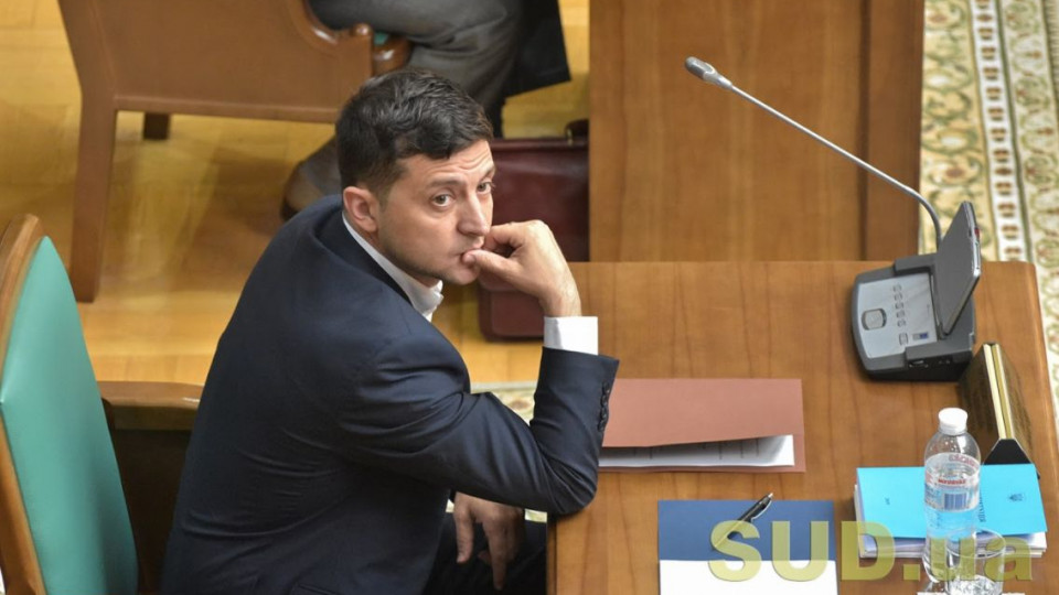 Зеленский сообщил, что будет делать в случае отказа судей КСУ уходить в отставку