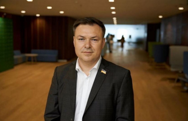 Глава Комитета Рады по вопросам нацбезопасности слег с коронавирусом