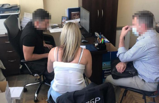 Безпідставно виплатили премії: експосадовці Апеляційного суду Київської області постануть перед судом