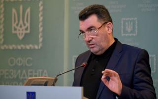 «Ростов не резиновый»: Данилов призвал судей КСУ уйти в отставку