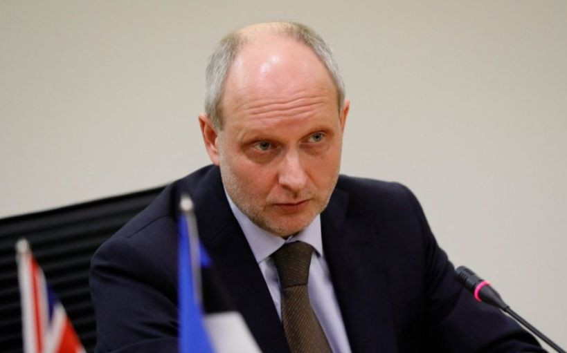 Посол ЕС призвал Зеленского, Кабмин и Раду решить антикоррупционный вопрос