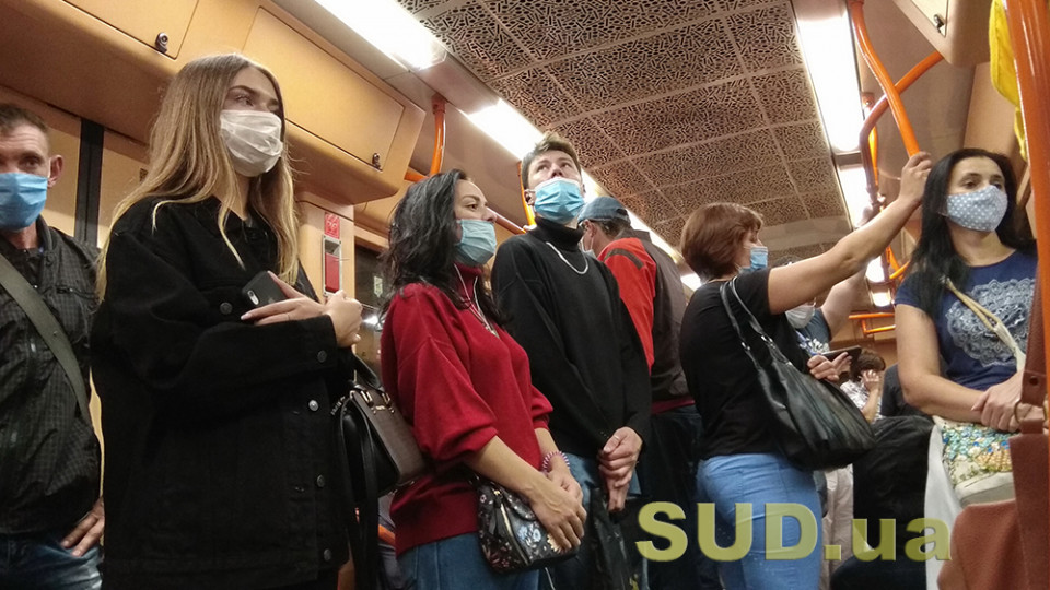 Киев усилит контроль за ношением масок в общественном транспорте