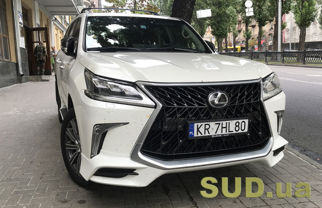 Користування автомобілем, який ввезений з метою транзиту, не є адмінправопорушенням, — ВС