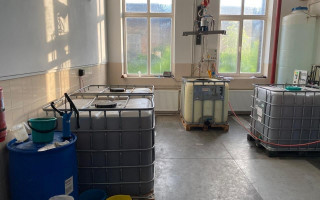 На Сумщині судитимуть зловмисників, які незаконно виготовляли антисептики із підозрілої сировини