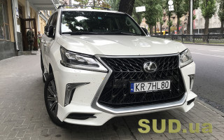 Користування автомобілем, який ввезений з метою транзиту, не є адмінправопорушенням, — ВС