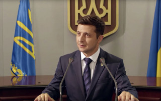 Зеленський звільнив трьох голів обласних держадміністрацій