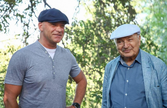 Одесса скорбит: Труханов прокомментировал новость о смерти Михаила Жванецкого