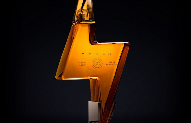«Tesla стала банкротом»: Илон Маск решил продавать алкогольные напитки