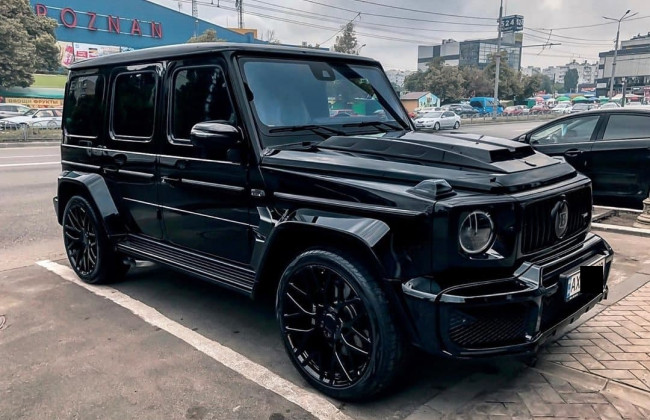 В Харькове заметили элитный внедорожник за миллион долларов